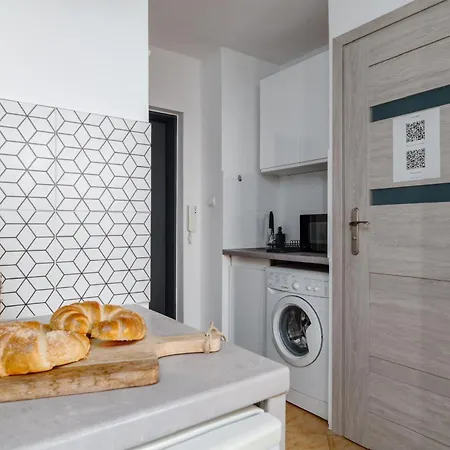 Xo Luxury Metro Varsovia